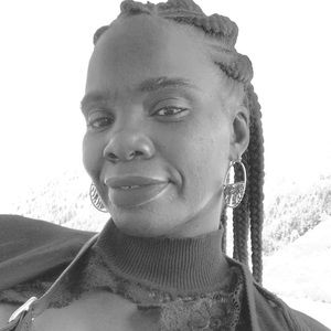 Meet your Posher, Renee